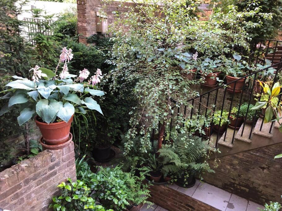 Kings Cross, Self-Contained House & Private Garden Vila Londres Exterior foto