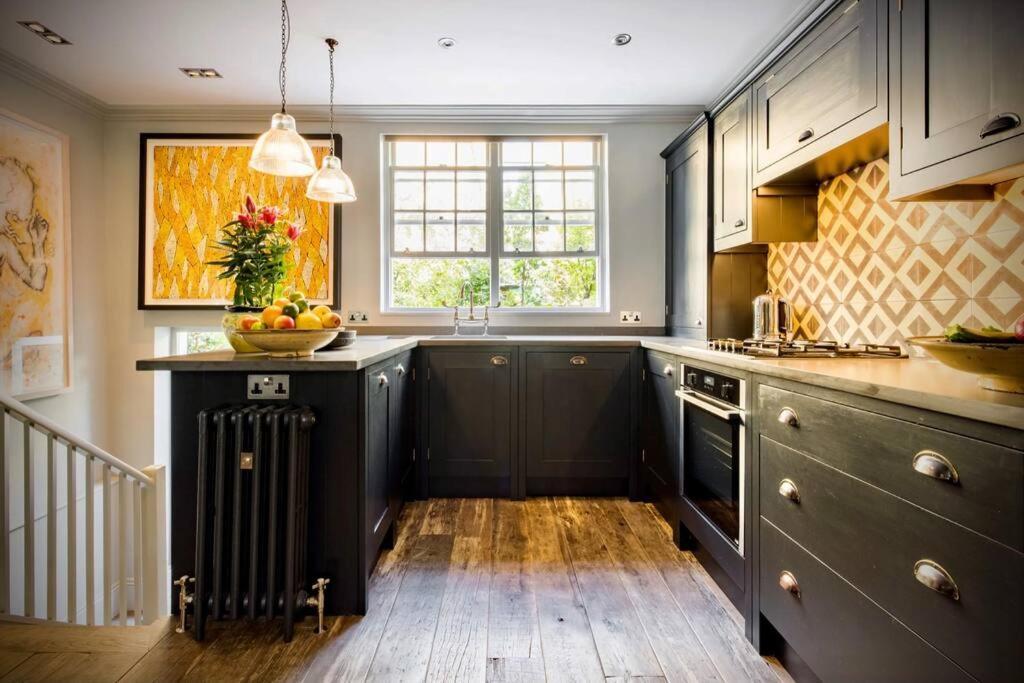 Kings Cross, Self-Contained House & Private Garden Vila Londres Exterior foto